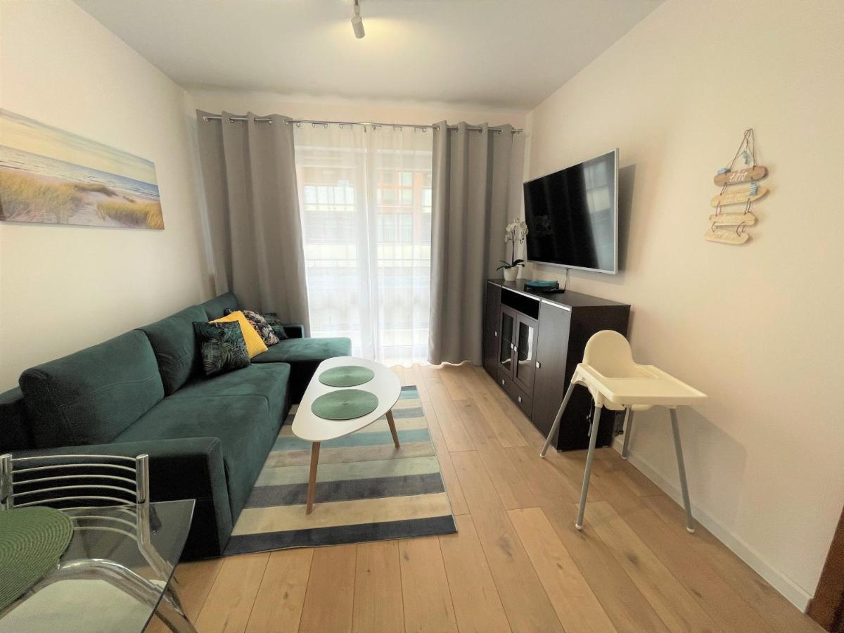 Al-Dom Apartament Ogrodowa Bocianie Gniazdo Z Garazem Kolberg Exterior foto
