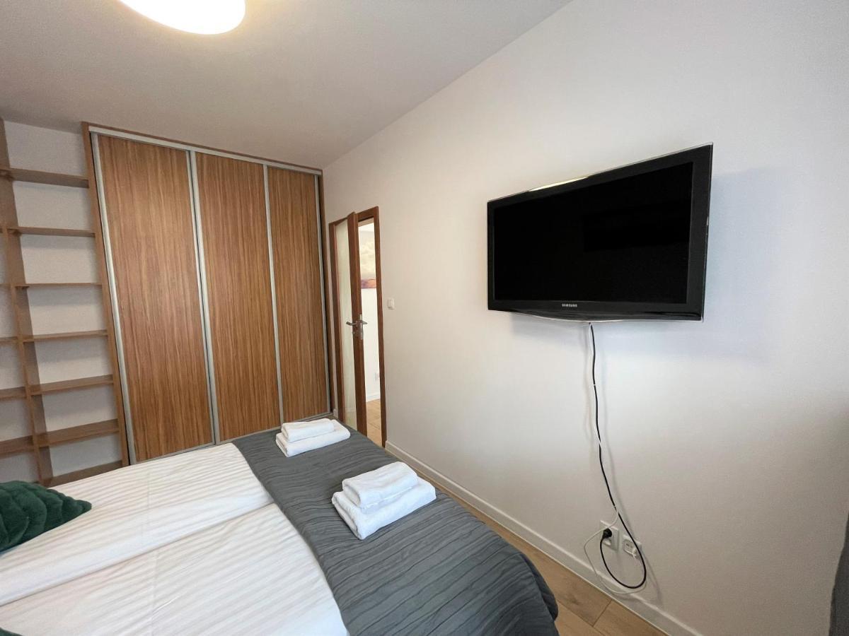 Al-Dom Apartament Ogrodowa Bocianie Gniazdo Z Garazem Kolberg Exterior foto